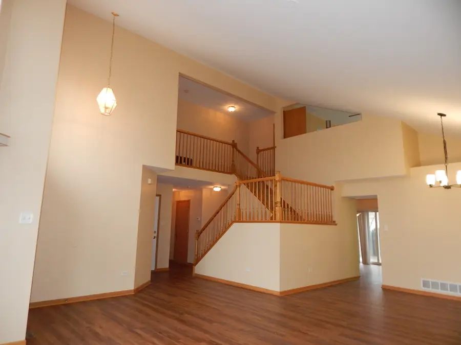 7603 Locust Lane, Plainfield, IL 60586 - Image #2