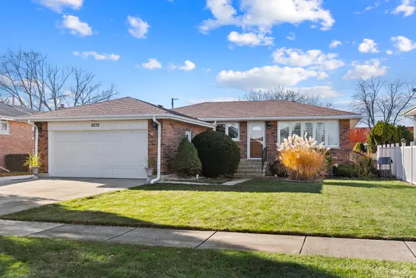 8232 S Ferdinand Avenue, Bridgeview, IL 60455