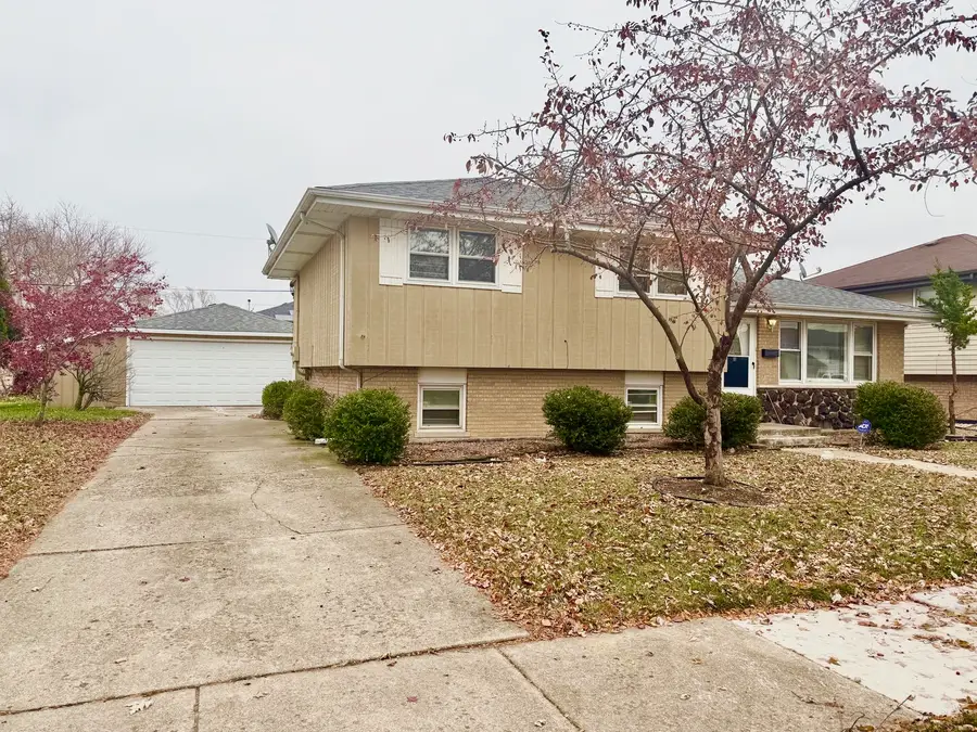 16109 Prairie Avenue, South Holland, IL 60473 - Image #2