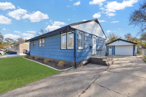 19 Mohawk Drive, Thornton, IL 60476