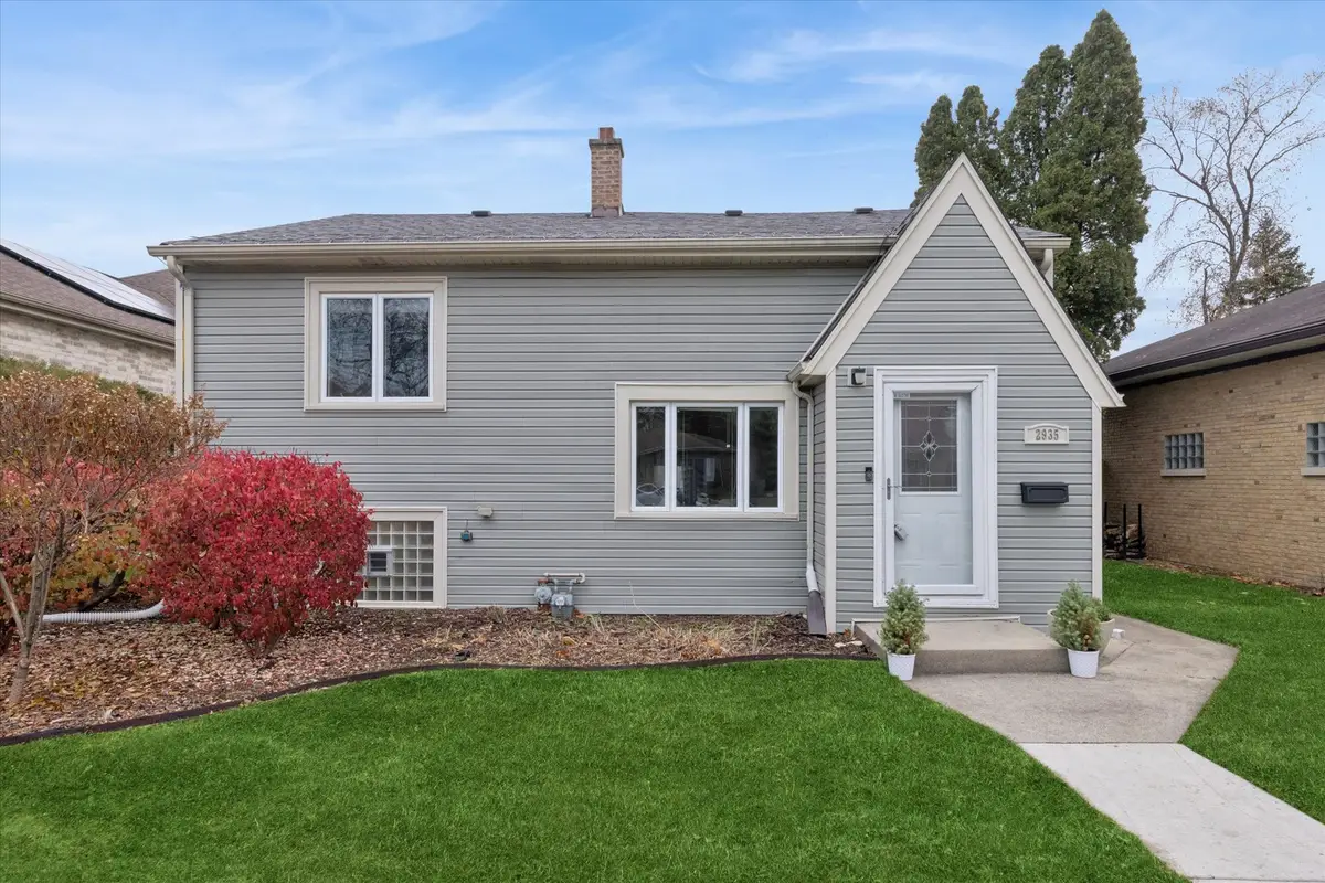 2935 Vernon Avenue, Brookfield, IL 60513 - Image #1