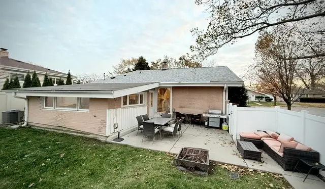 7020 Wright Terrace, Niles, IL 60714 - Image #3