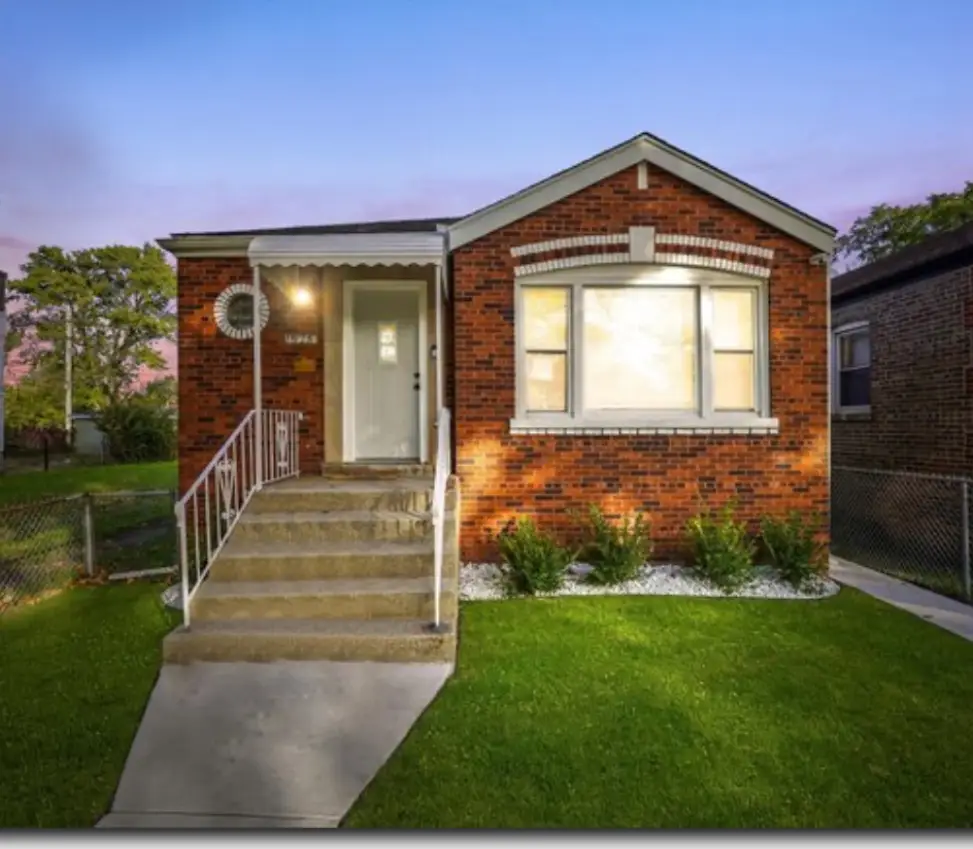 11925 S Lafayette Avenue, Chicago, IL 60628 - Image #1