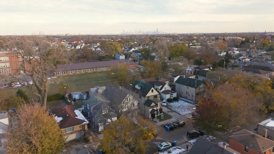 4305 N Mobile Avenue, Chicago, IL 60634 - Image #3