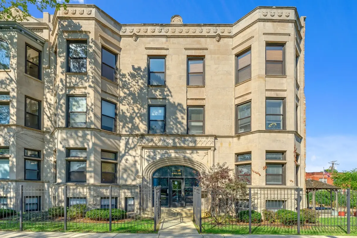 4144 S King Drive #11M, Chicago, IL 60653 - Image #1