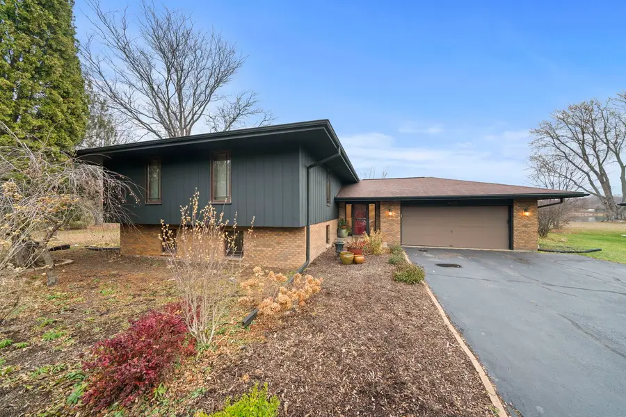 Address Withheld By Seller, Rockford, IL 61101 - Image #2