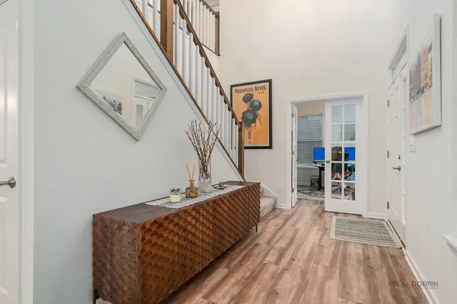 23051 N Prairie Lane, Lincolnshire, IL 60069 - Image #2