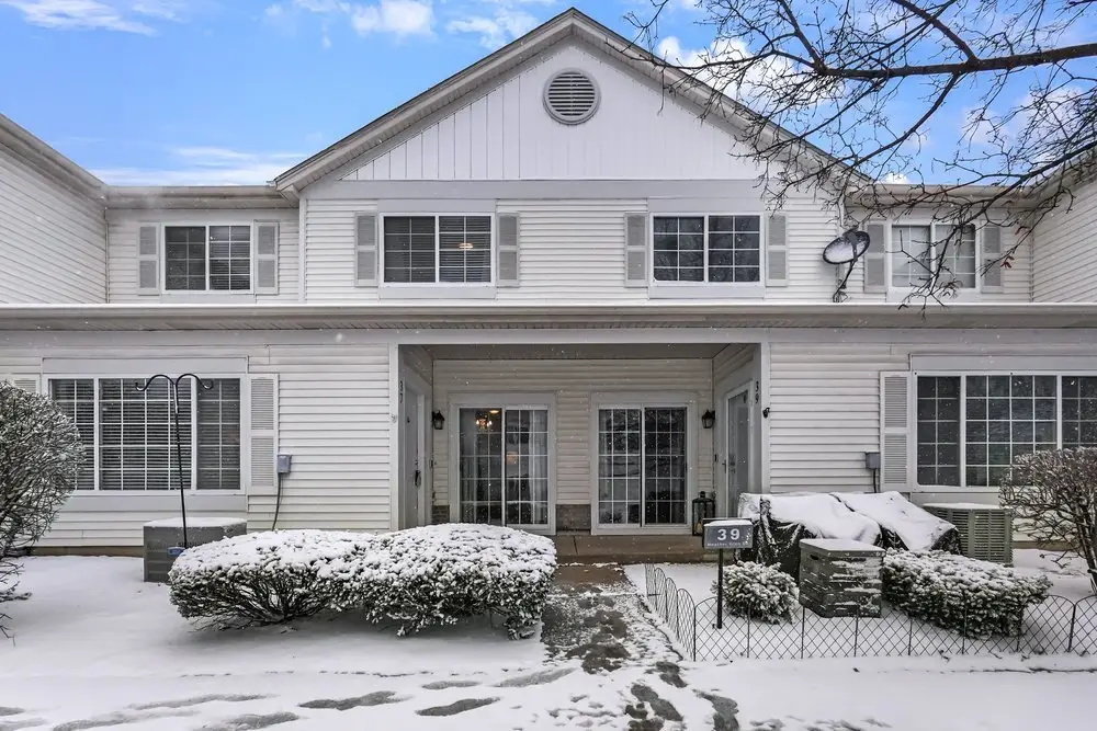 37 Heather Glen Drive #37, Aurora, IL 60504 - Image #1