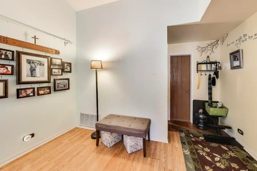 350 Newgate Court #2Z, Schaumburg, IL 60193 - Image #2