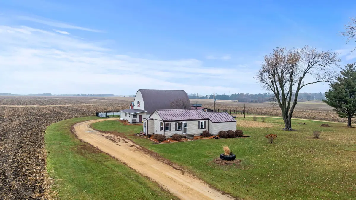 1684 N Mt Morris Road, Mount Morris, IL 61054 - Image #1