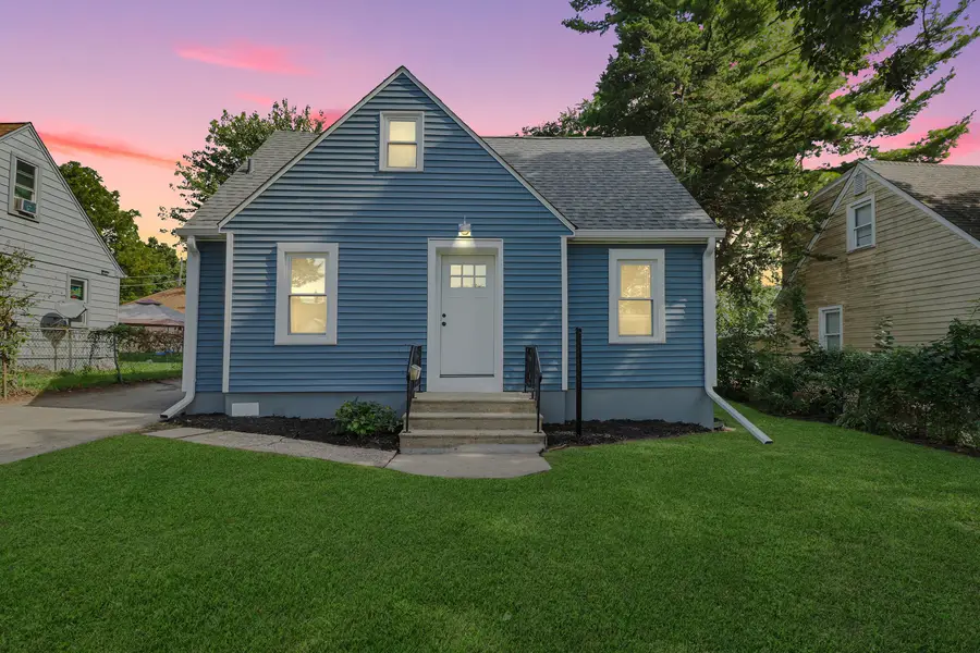 1511 Pine Grove Avenue, Round Lake Beach, IL 60073 - Image #2