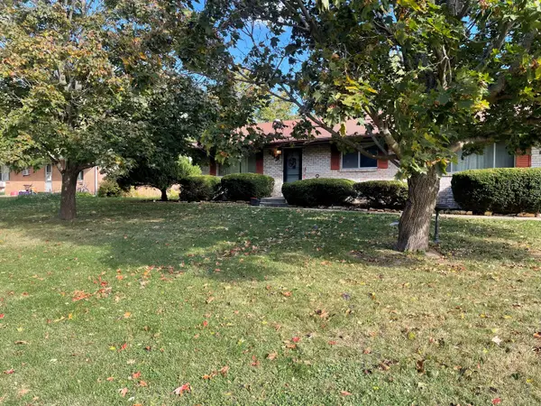 2117-2119 Davis Drive, Belvidere, IL 61008