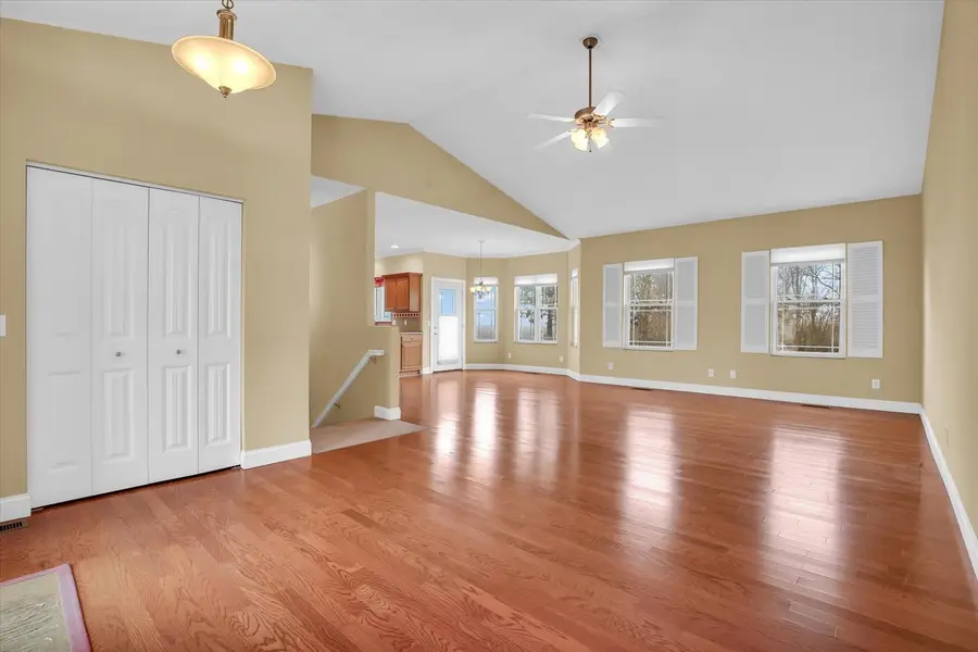 107 Jone Boulevard, Tuscola, IL 61953 - #3