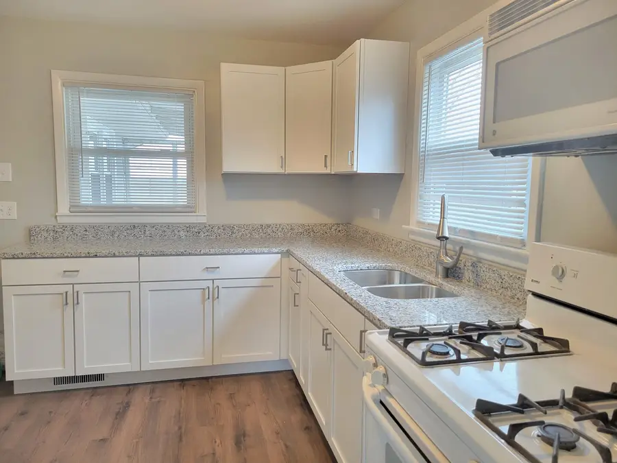 2810 186th Street, Lansing, IL 60438 - Image #2