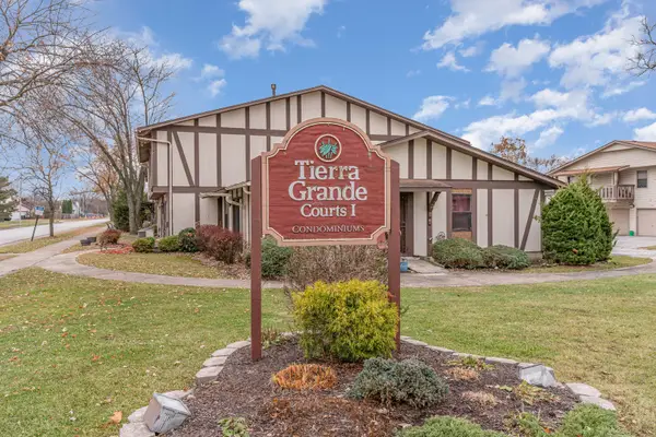 4143 192nd Court #225, Country Club Hills, IL 60478