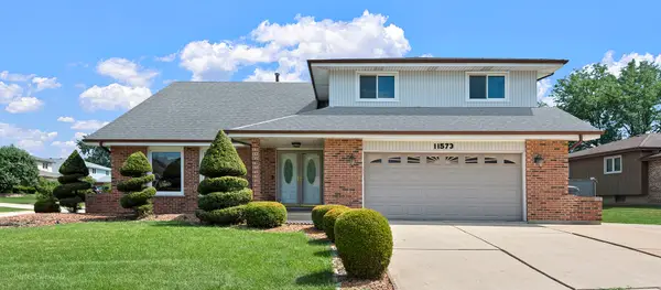 11573 Brook Hill Drive, Orland Park, IL 60467