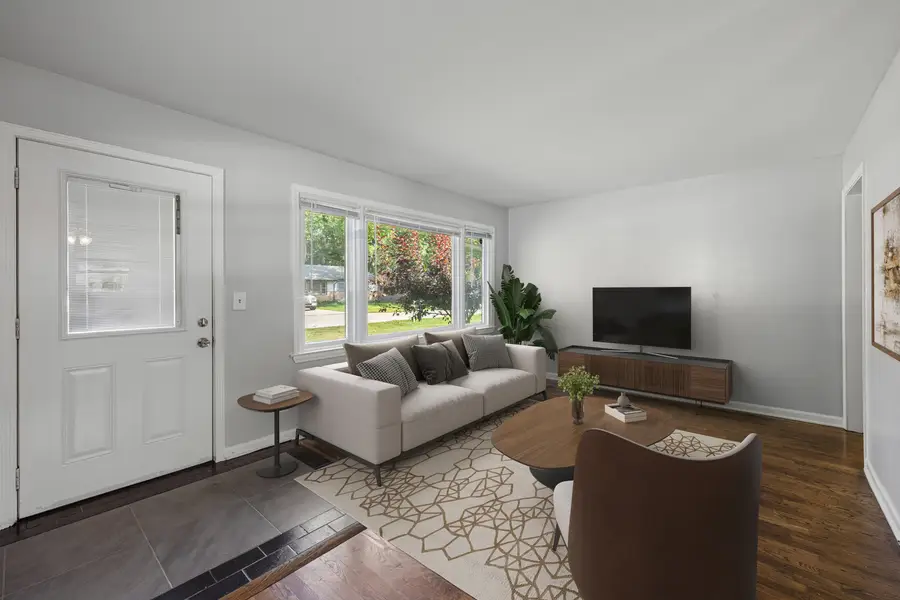 110 Delaware Street, Crystal Lake, IL 60014 - Image #3