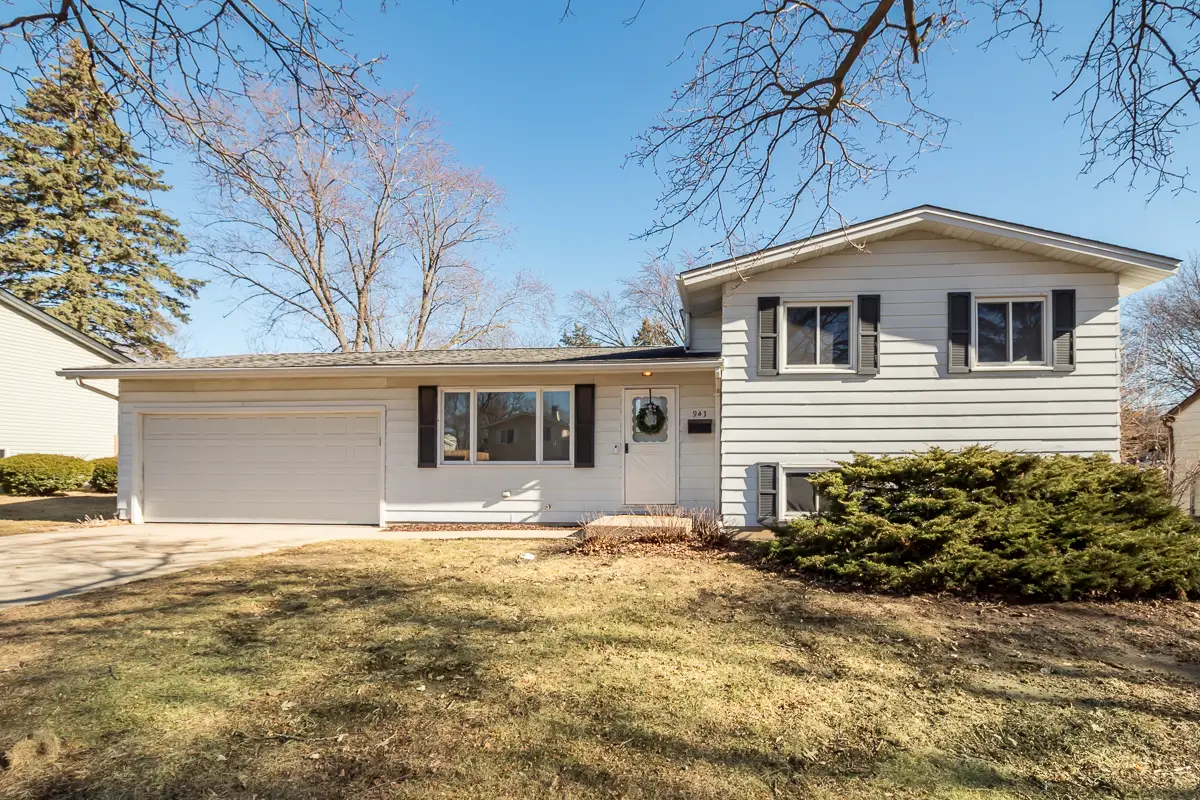 943 Cambridge Lane, Crystal Lake, IL 60014 - #1