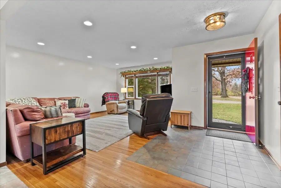 1501 Us Highway 150, Congerville, IL 61729 - Image #3