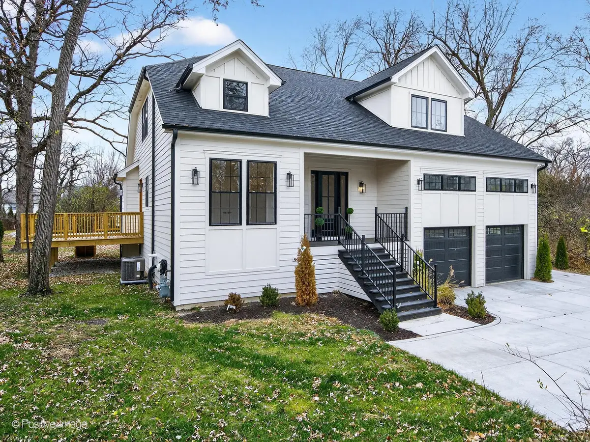 11300 Sequoya Lane, Indian Head Park, IL 60525 - #1