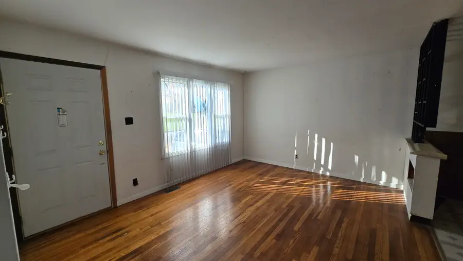 1815 223rd Street, Sauk Village, IL 60411 - Image #2