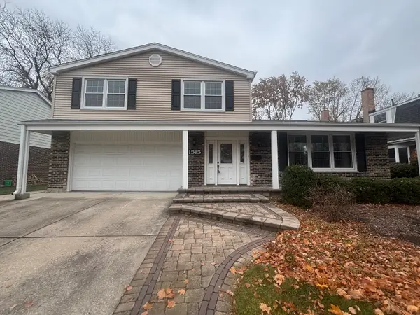 1515 S Kaspar Avenue, Arlington Heights, IL 60005