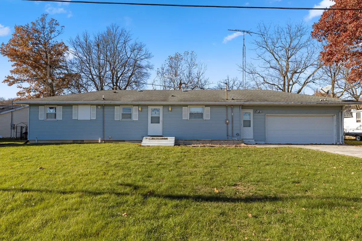 133 S Oak Acre Drive, Martinton, IL 60951 - Image #1
