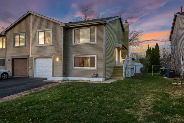 1842 Nautilus Lane, Hanover Park, IL 60133