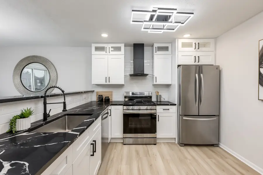 1842 Nautilus Lane, Hanover Park, IL 60133 - Image #3