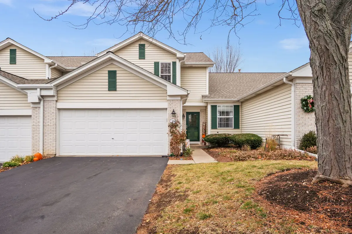 352 Normandie Drive, Sugar Grove, IL 60554 - Image #1