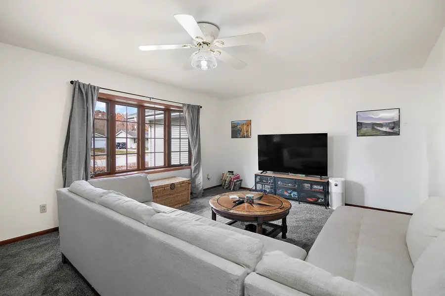 1611 Quail Drive, Saint Anne, IL 60964 - Image #3