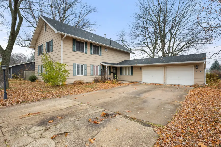 181 Tilton Park Drive, Dekalb, IL 60115 - Image #2