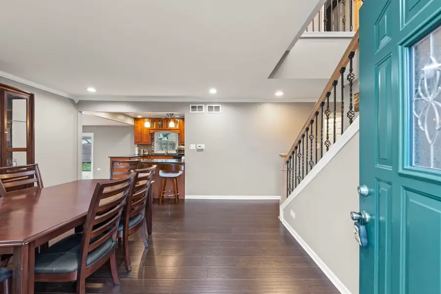 6017 Birmingham Street, Chicago Ridge, IL 60415 - Image #3