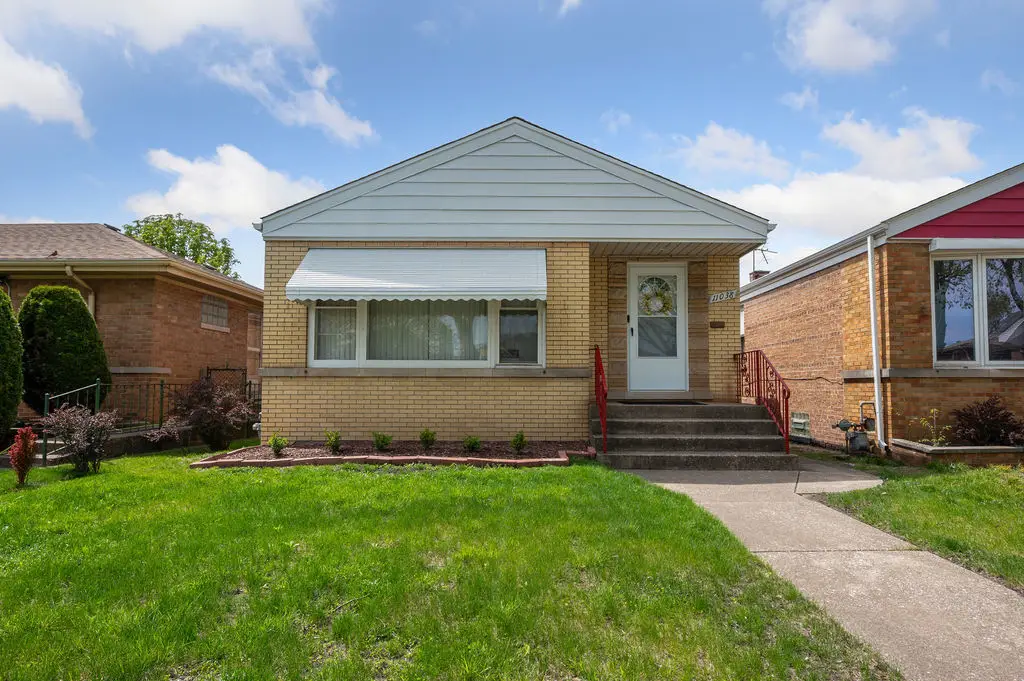 11038 S Avenue N, Chicago, IL 60617 - Image #1