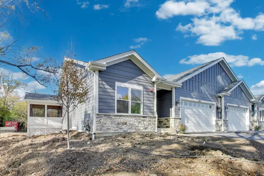 894 N Quentin Road, Palatine, IL 60067 - Image #2