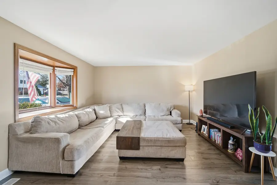 620 Twisted Oak Lane, Buffalo Grove, IL 60089 - Image #3