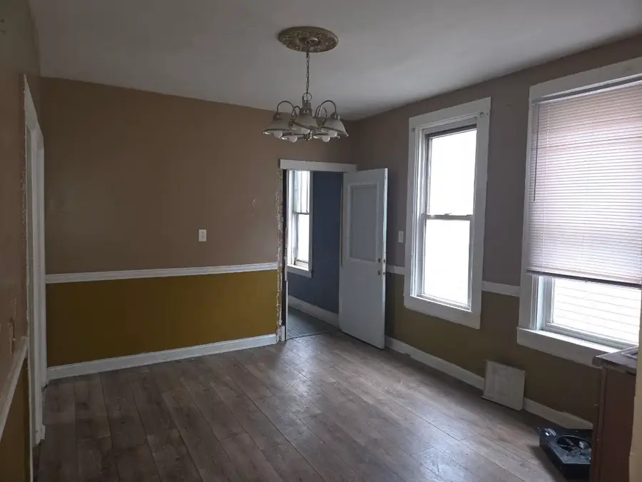 9651 S Avenue N, Chicago, IL 60617 - Image #3