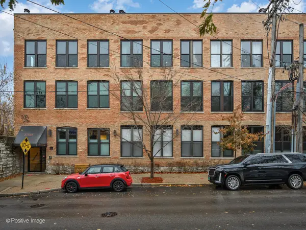 Address Withheld By Seller, Chicago, IL 60614