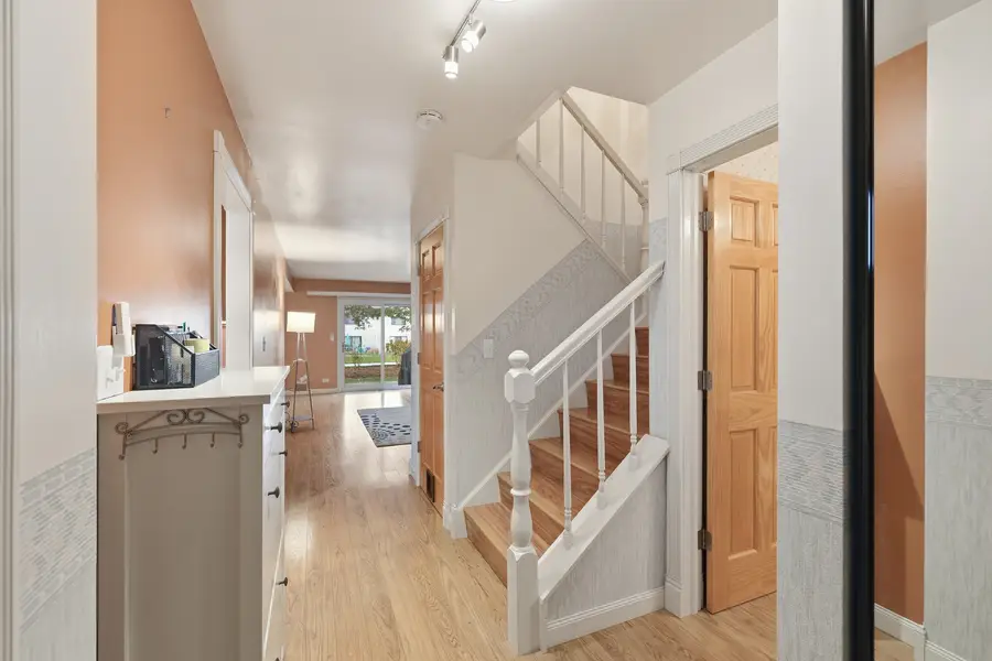 632 Spinnaker Point #113f, Schaumburg, IL 60194 - Image #2