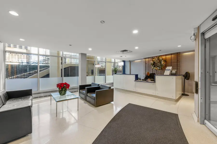 300 N State Street #3235, Chicago, IL 60654 - Image #2