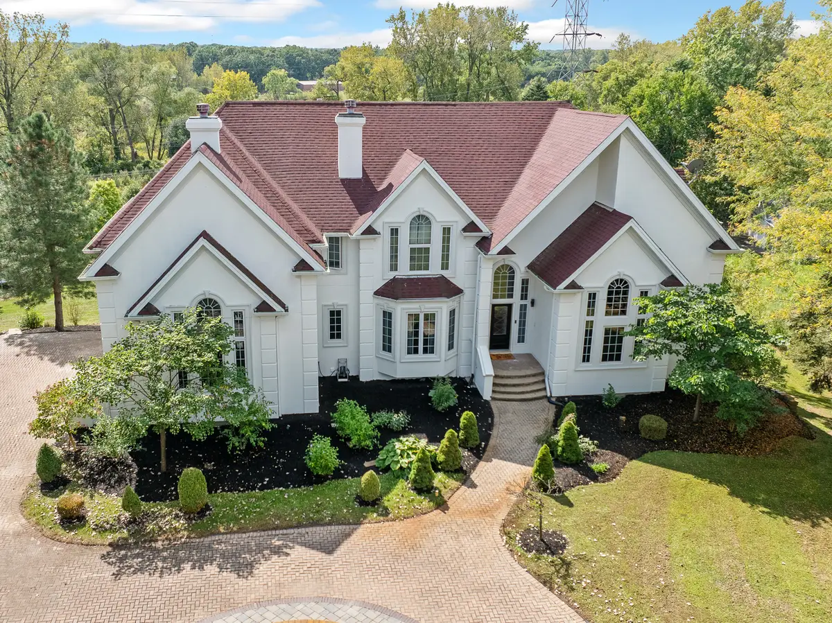 13220 Fox Lane, Lemont, IL 60439 - Image #1