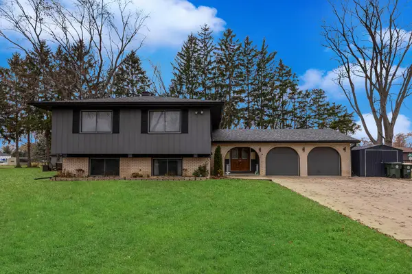 4N580 Chatham Court, West Chicago, IL 60185