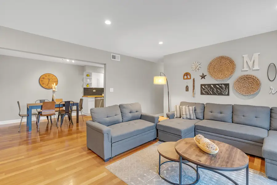 727 Killarney Court #2D, Schaumburg, IL 60193 - Image #3