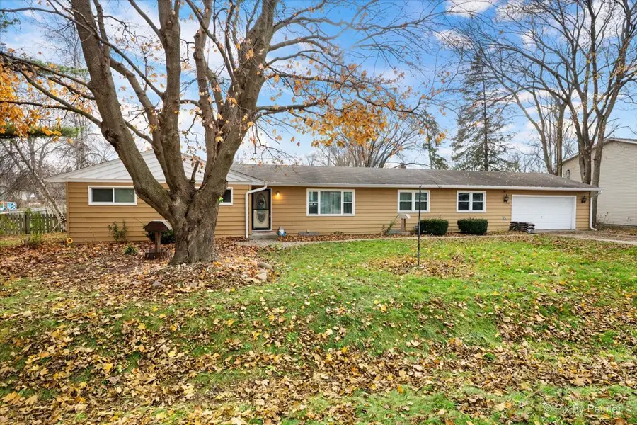 7207 Hiawatha Drive, Wonder Lake, IL 60097 - Image #2