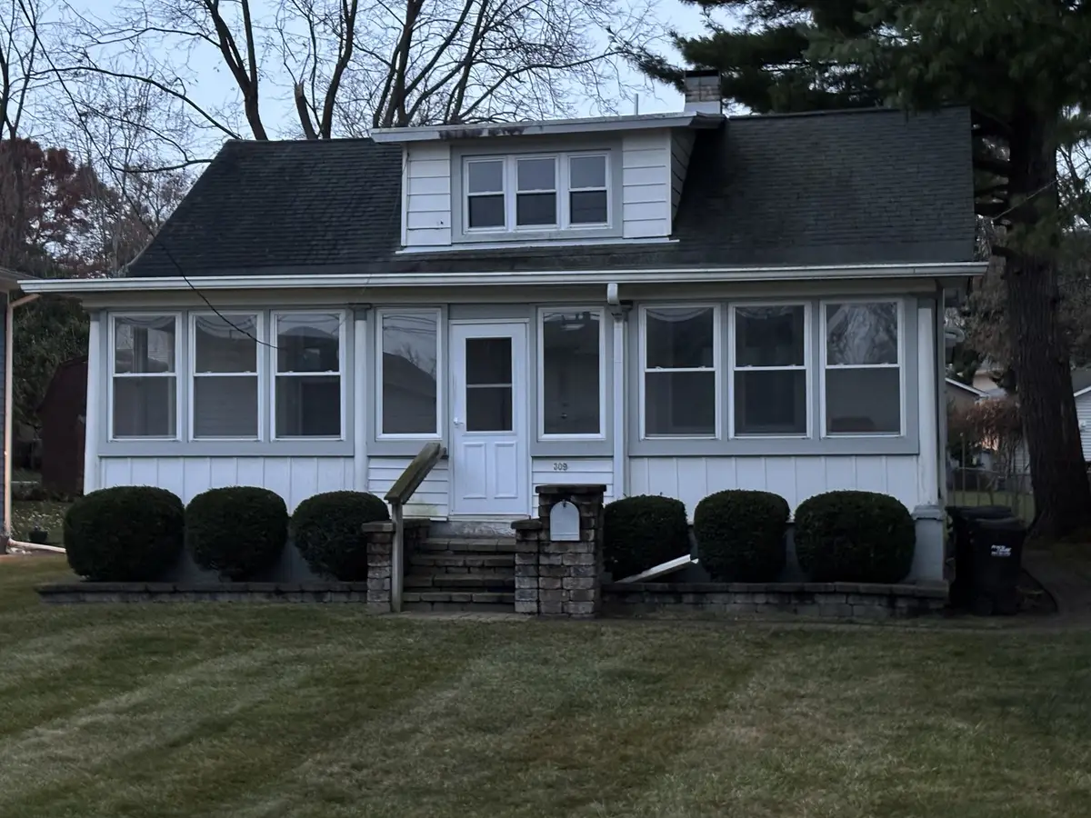 309 N River Road, Fox River Grove, IL 60021 - Image #1