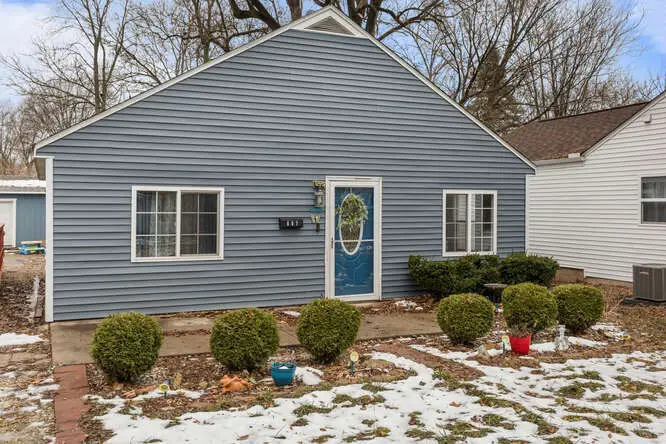 607 N James Street, Champaign, IL 61821 - Image #1