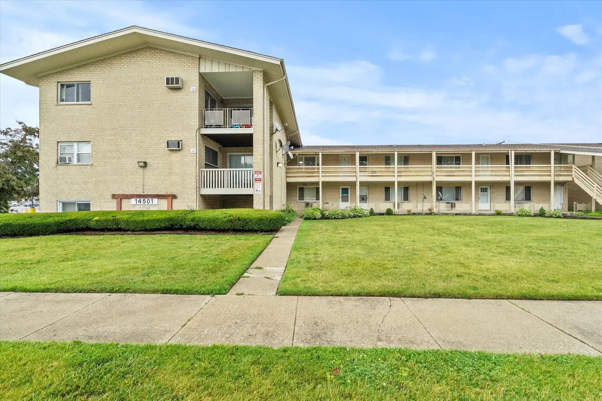 14501 Keystone Avenue #8, Midlothian, IL 60445 - Image #1