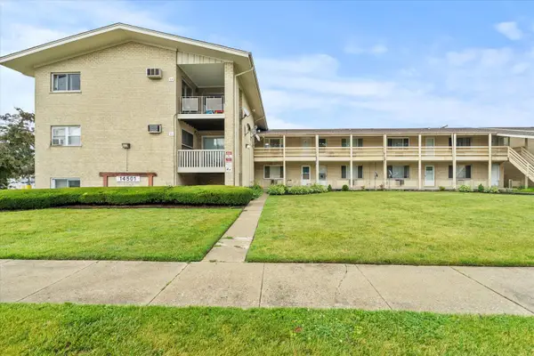 14501 Keystone Avenue #8, Midlothian, IL 60445