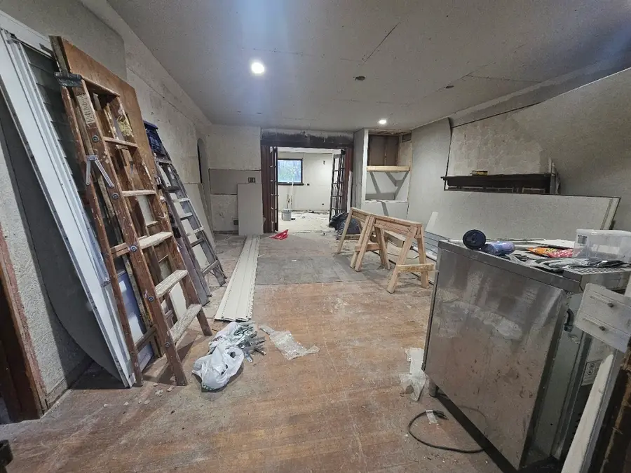 14925 Riverside Drive, South Holland, IL 60473 - Image #3