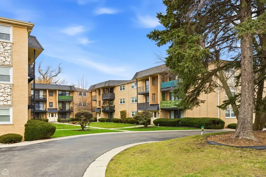 6568 W Roscoe Street #2N, Chicago, IL 60634 - Image #3